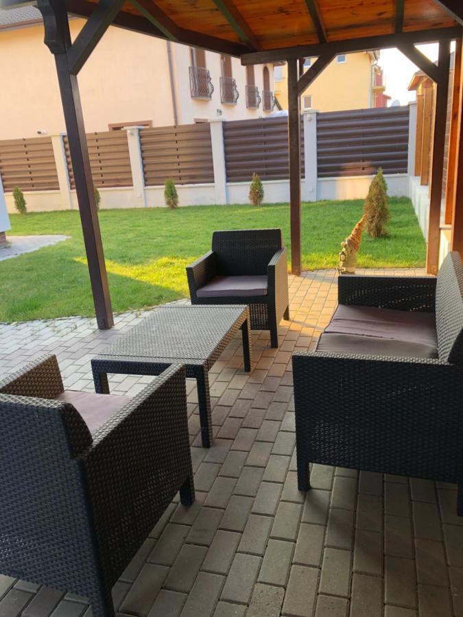 Holiday Luxury Villa With Private Garden Şelimbăr Dış mekan fotoğraf